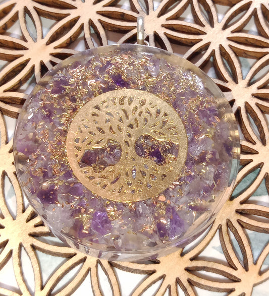 Pendentif orgonite arbre de vie en améthyste