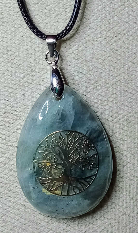 Pendentif arbre de vie en labradorite