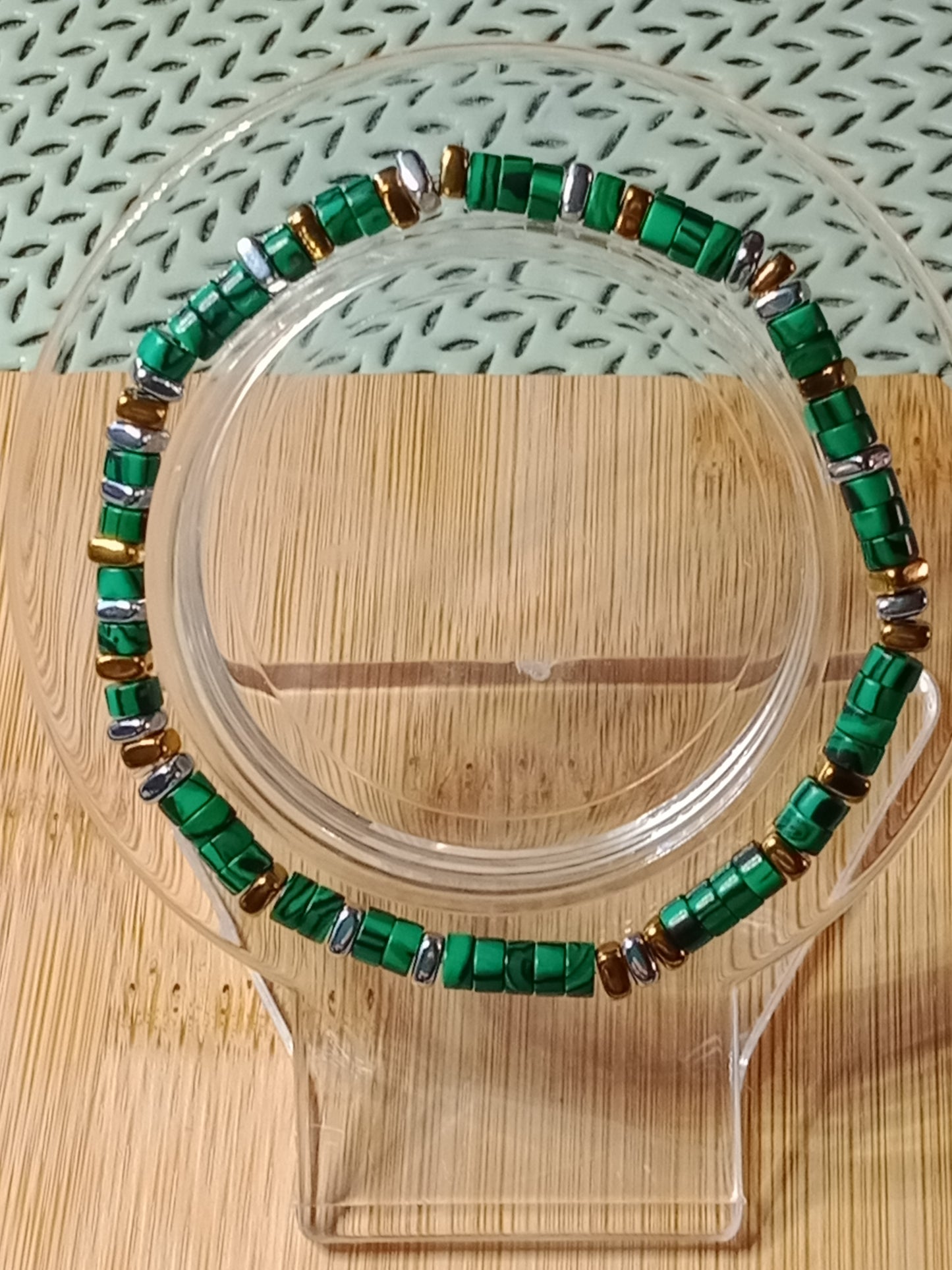 Bracelet heishi en malachite et hématite