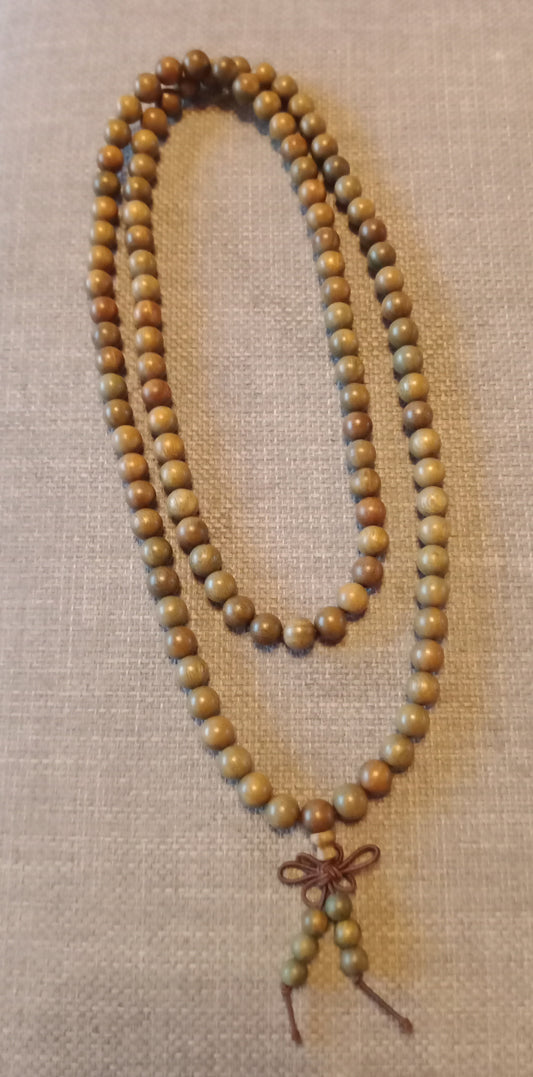 Mala collier de méditation en bois de Santal