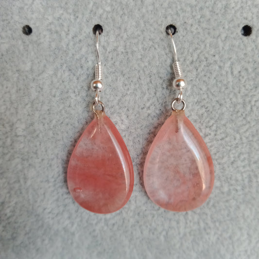 Boucles d'oreilles gouttes en quartz rose fraise