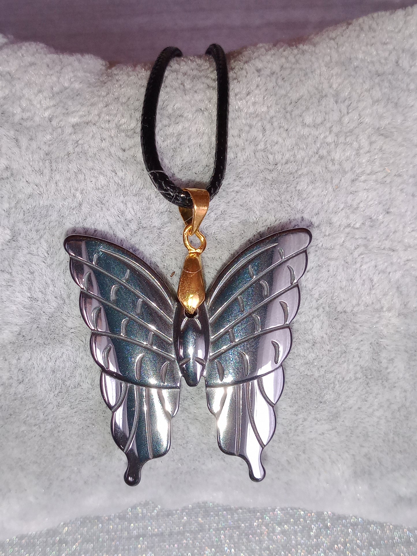 Pendentif papillon en hématite