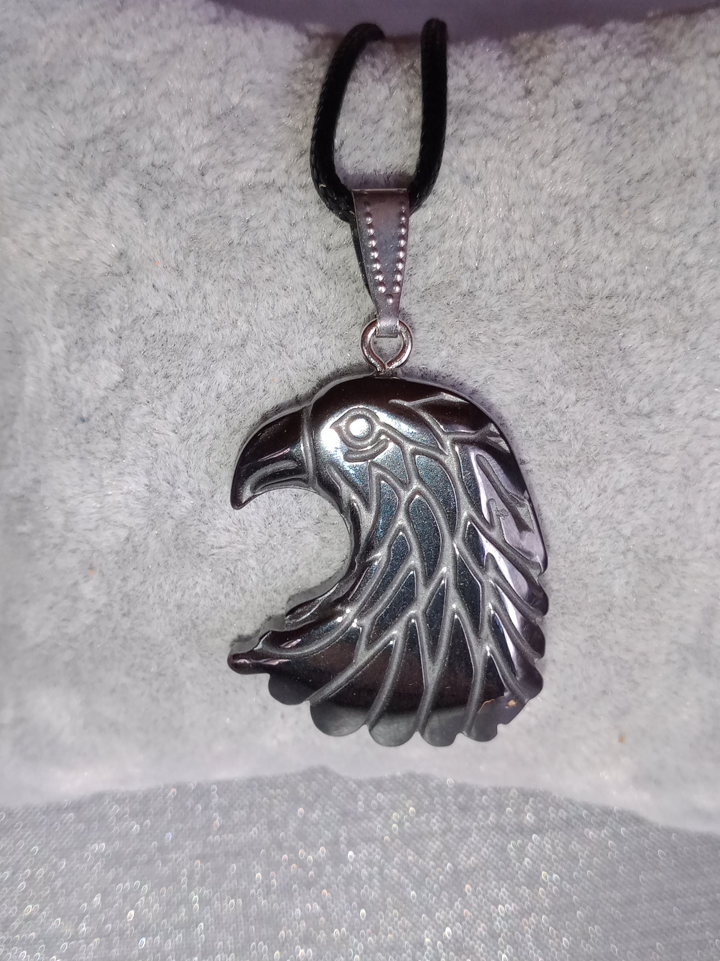 Pendentif tête d'aigle en hématite